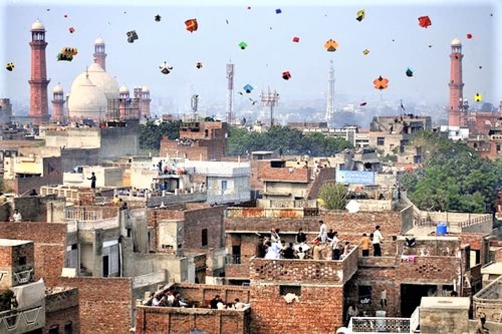 Lahore Administration Announces Basant 2026 with Legal Permission for Manufacturers and Traders